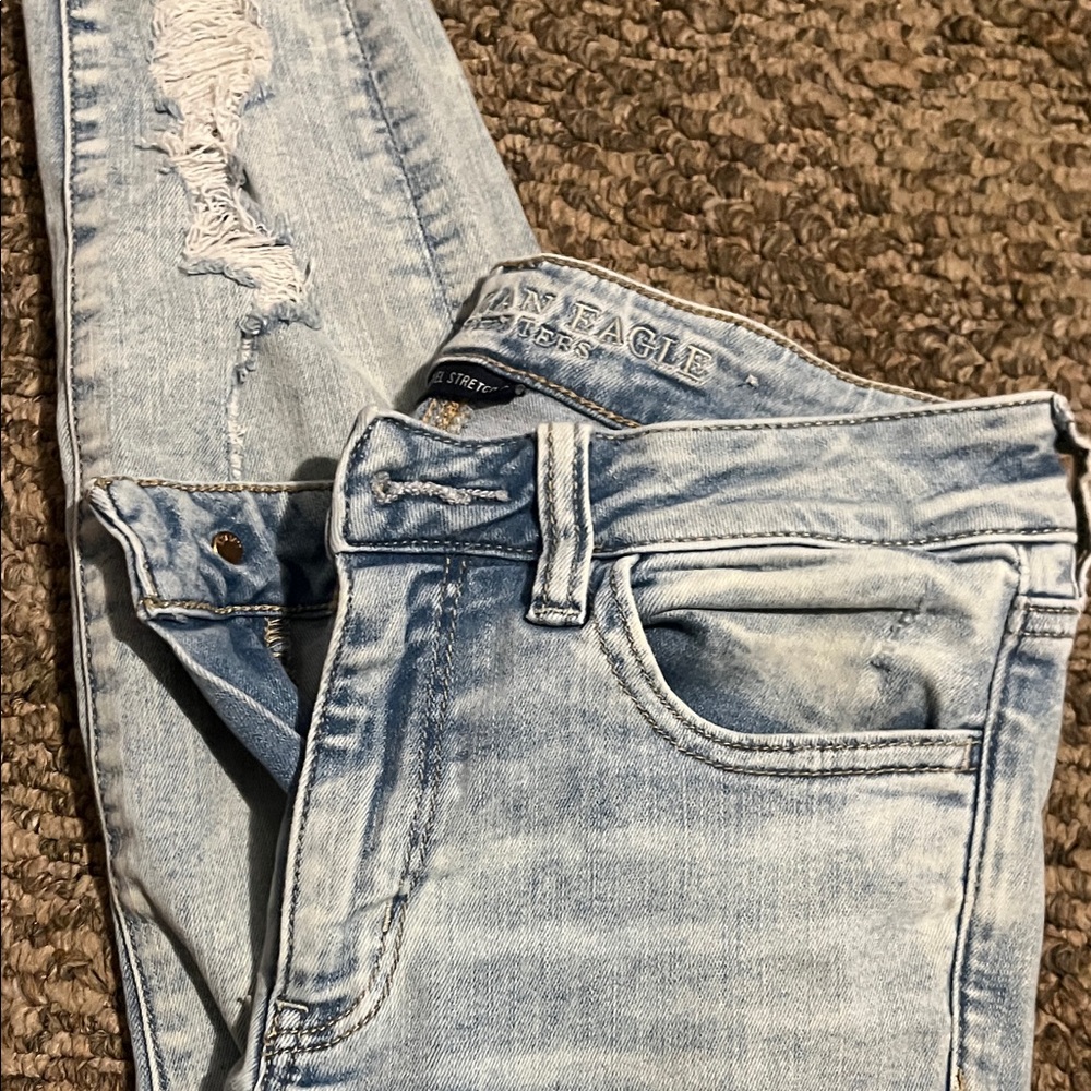 American Eagle Outfitters Light Wash Skinny Jeans